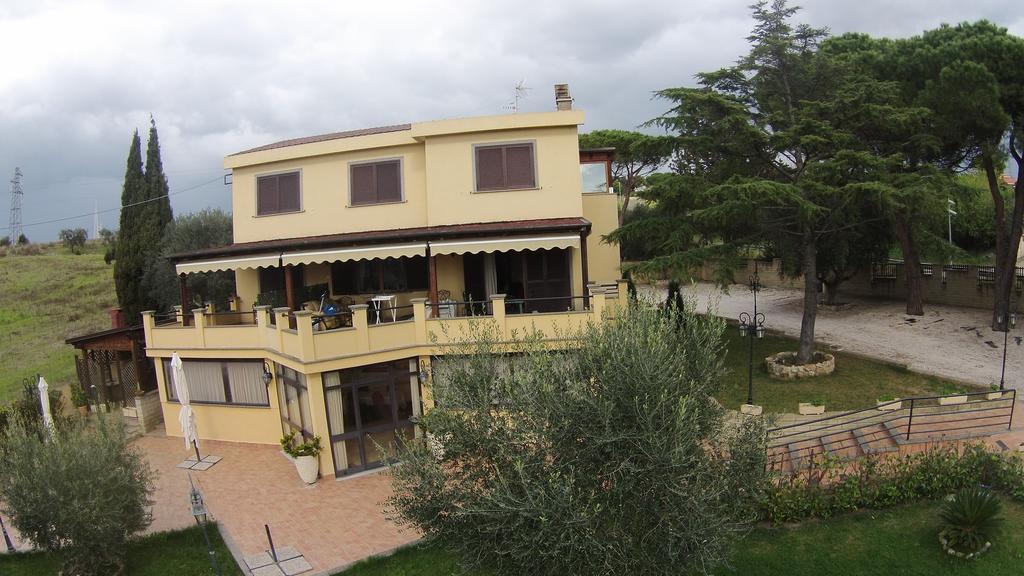 Bed And Breakfast La Corte Degli Ulivi Civitavecchia Zewnętrze zdjęcie