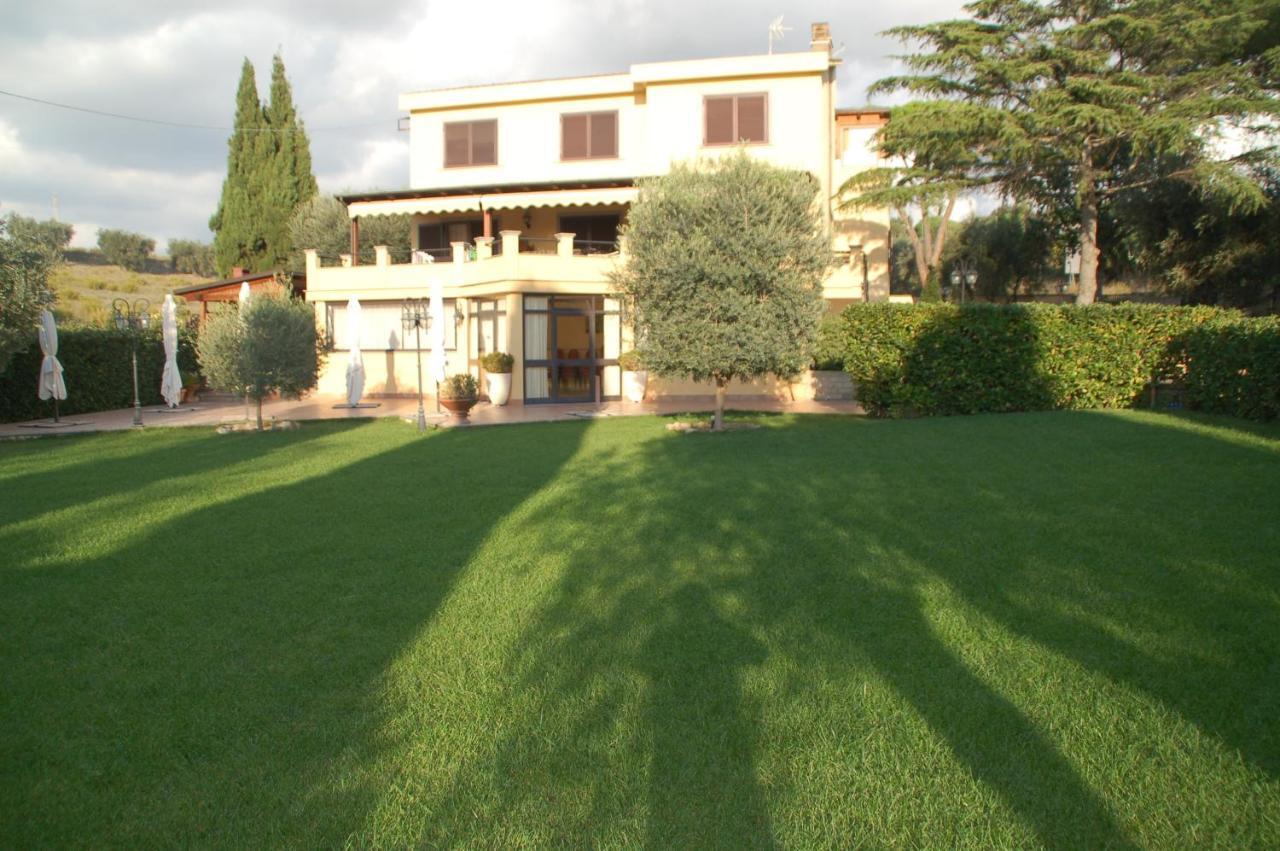 Bed And Breakfast La Corte Degli Ulivi Civitavecchia Zewnętrze zdjęcie